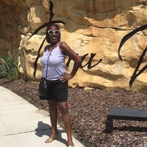 Meet your Posher, Sasandra